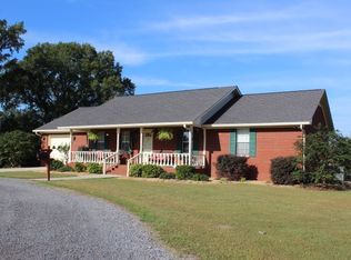 970 McCurdy Ave S, Rainsville, AL 35986