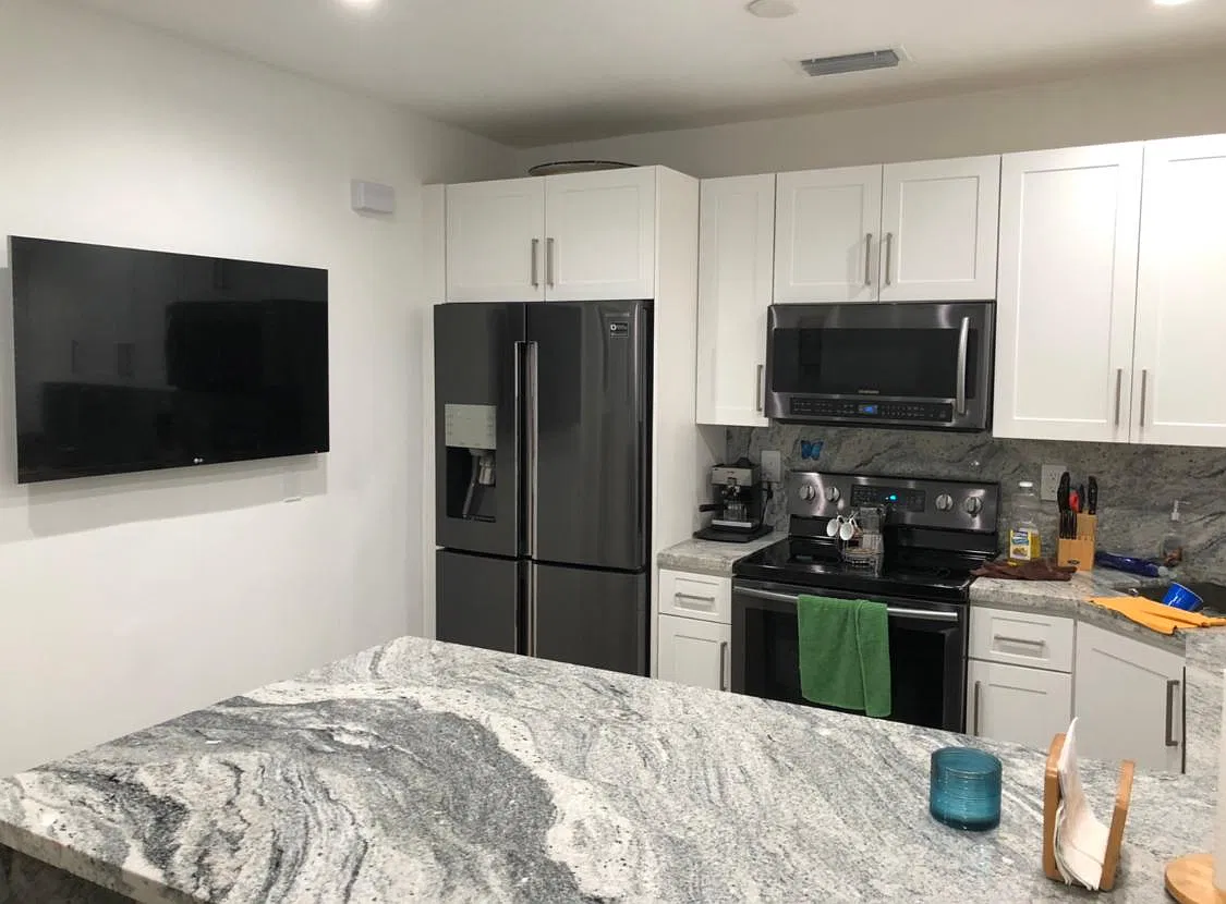 2 bed, 1275 sqft, $3,200 — Photo 3