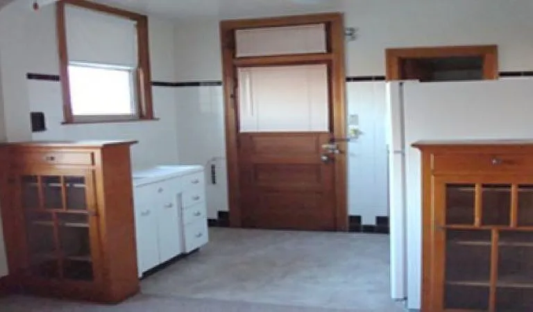 2941 N Lockwood Ave #1 — Photo 3