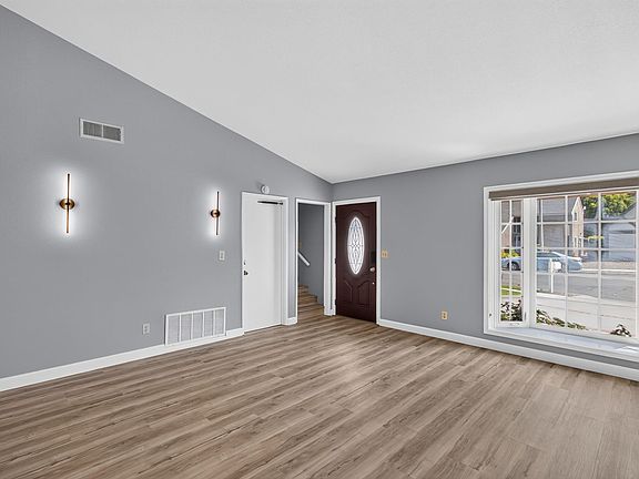 2nd image of 2372 Apple Tree Dr