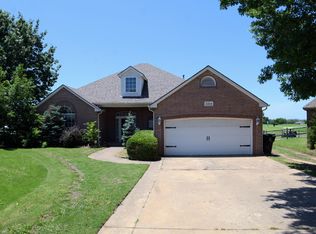 3304 N Battle Creek Dr, Broken Arrow, OK 74012