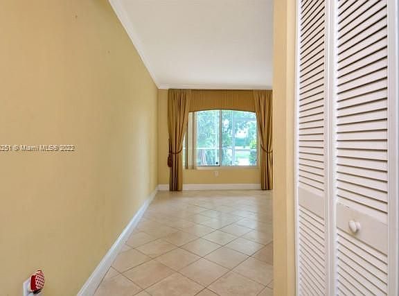 3rd image of 815 W Boynton Beach Blvd APT 6105