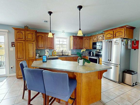 2nd image of 78 Celtic Dr