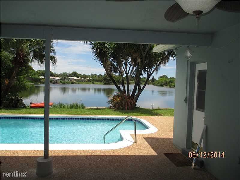 7271-F10016137_101_12