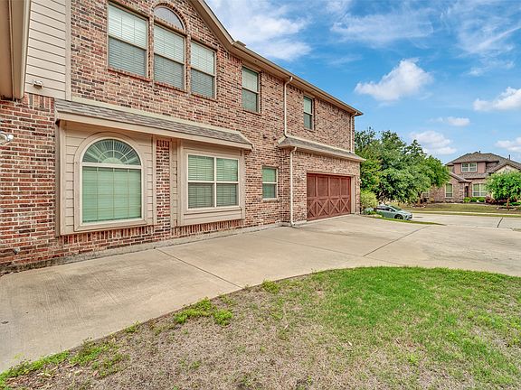 4th image of 2130 Nocona Dr