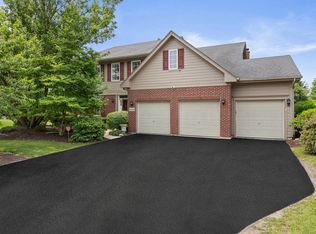 16266 W Mohawk Ct, Lockport, IL 60441