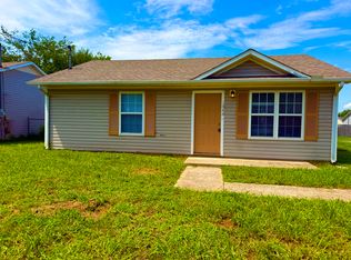 1048 Shadow Ridge Ave, Oak Grove, KY 42262