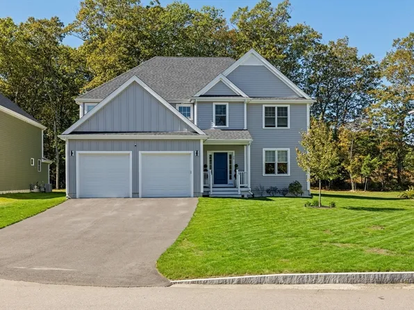 26 Timber Crest Dr, Medway, MA 02053