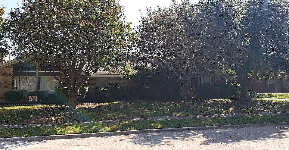 2nd image of 2704-2706 Townbluff Dr