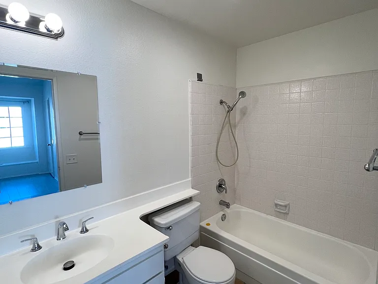4842 King Cir #A — Photo 17