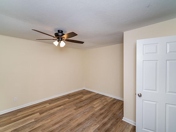 5th image of 5403 Euclid Ave