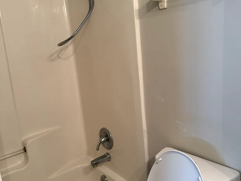 816 Westbrook Ct — Photo 12