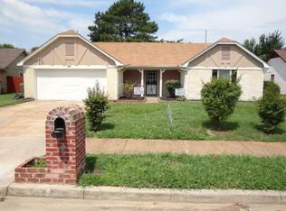 3367 Hallshire Dr, Memphis, TN 38115