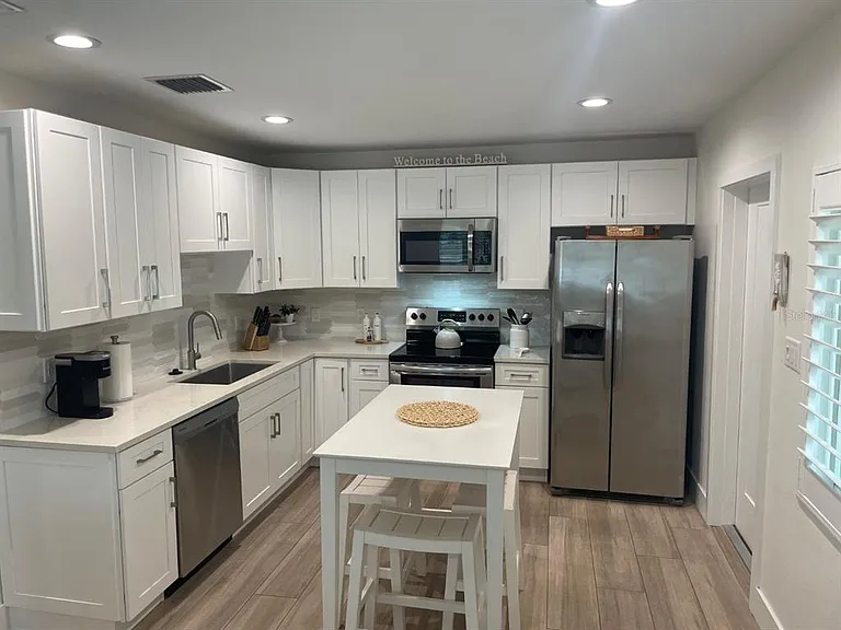 720 E Gulf Blvd #B — Photo 8