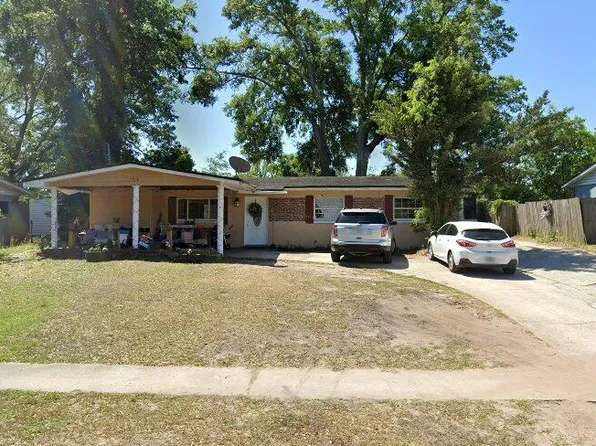 7978 Renault Dr, Jacksonville, FL 32244