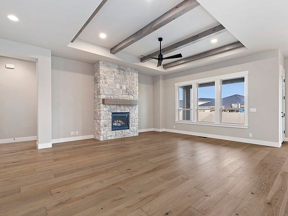 7th image of this home