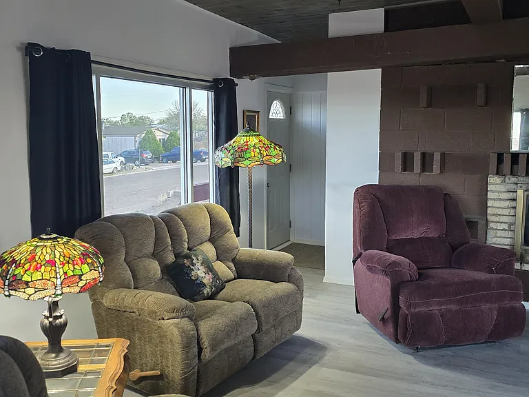 Anita Ave — Photo 2