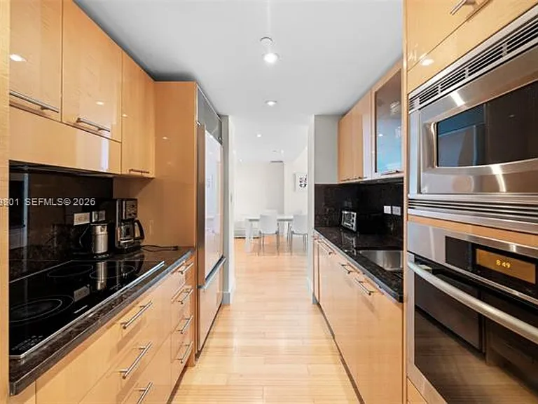 6801 Collins Avenue Cu #1409 — Photo 8