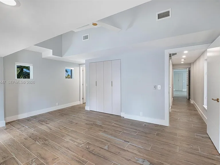 1365 Bay Ter — Photo 53
