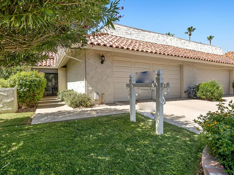 7118 E Buena Terra Way — Photo 1