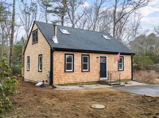 11 Shallow Pond Ln, East Falmouth, MA 02536