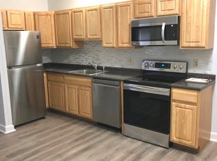 122 Berkshire St UNIT 3D, Cambridge, MA 02141