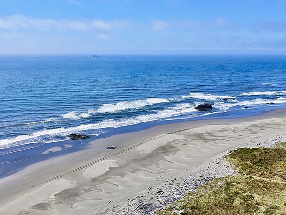 4th image of 900 Old Coast Rd #3