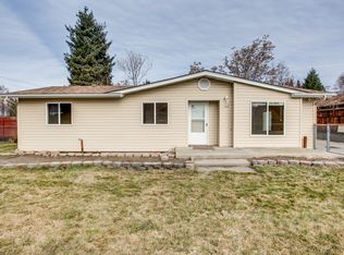 143 25th St NW, East Wenatchee, WA 98802