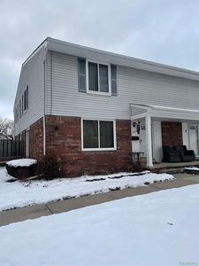 24534 Quad Park Ln, Clinton Township, MI, 48035