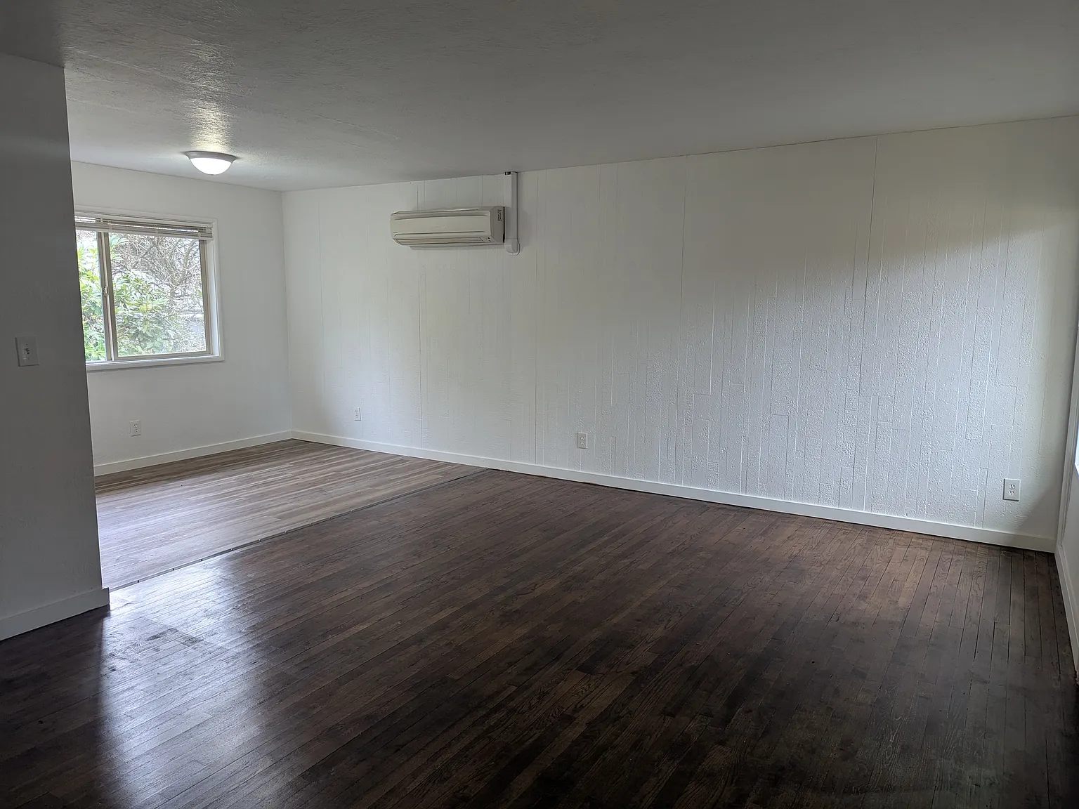3 bed, 1100 sqft, $2,000 — Photo 4