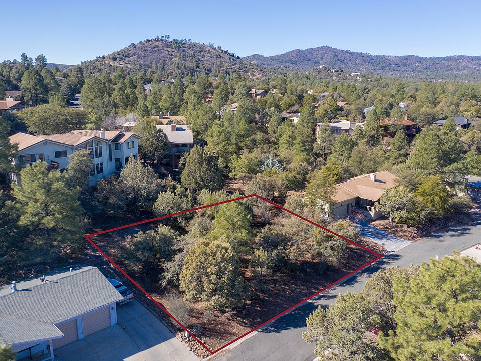 1st image of 1027 Hyland Cir