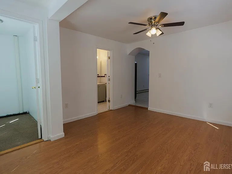 28 Union St #2 — Photo 10