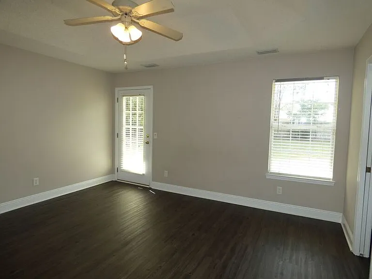 4732 La Casa Cir — Photo 7