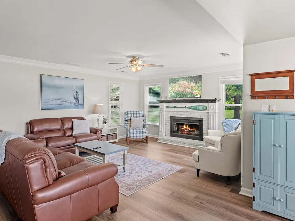 138 Lake Dr #ID1594585P