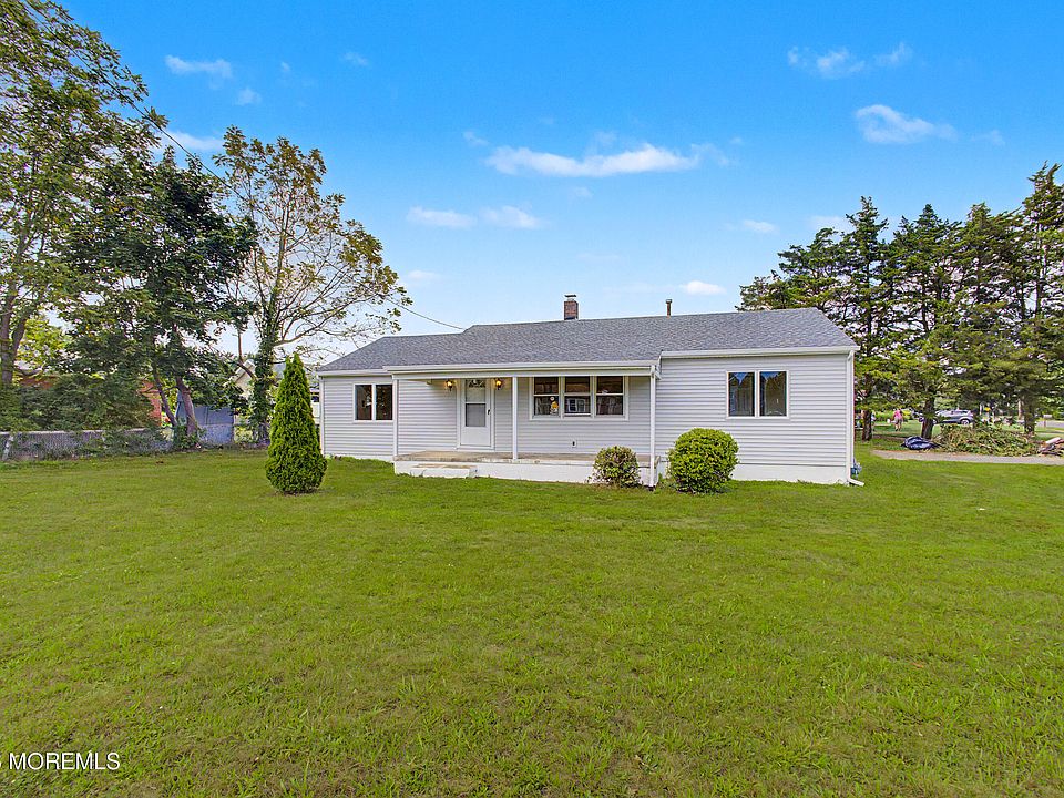 1st image of 102 Cedar Grove Road