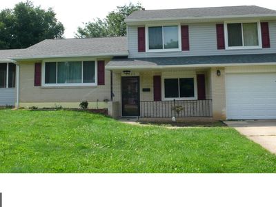 1923 Floral Dr, Wilmington, DE, 19810