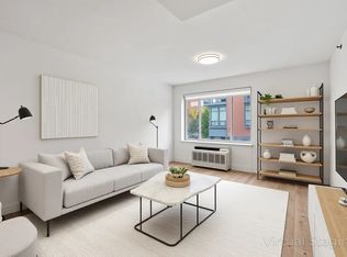 47-05 5th St #203, Long Island City, NY 11101