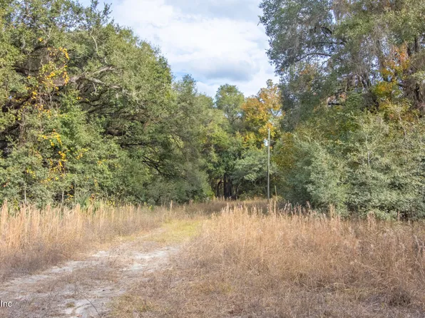 9461 SE 225TH Drive, Hawthorne, FL 32640