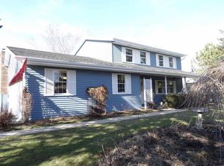 2227 Moccasin Trl, Beloit, WI 53511