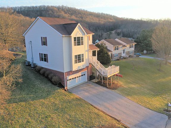2nd image of 440 Overland Dr