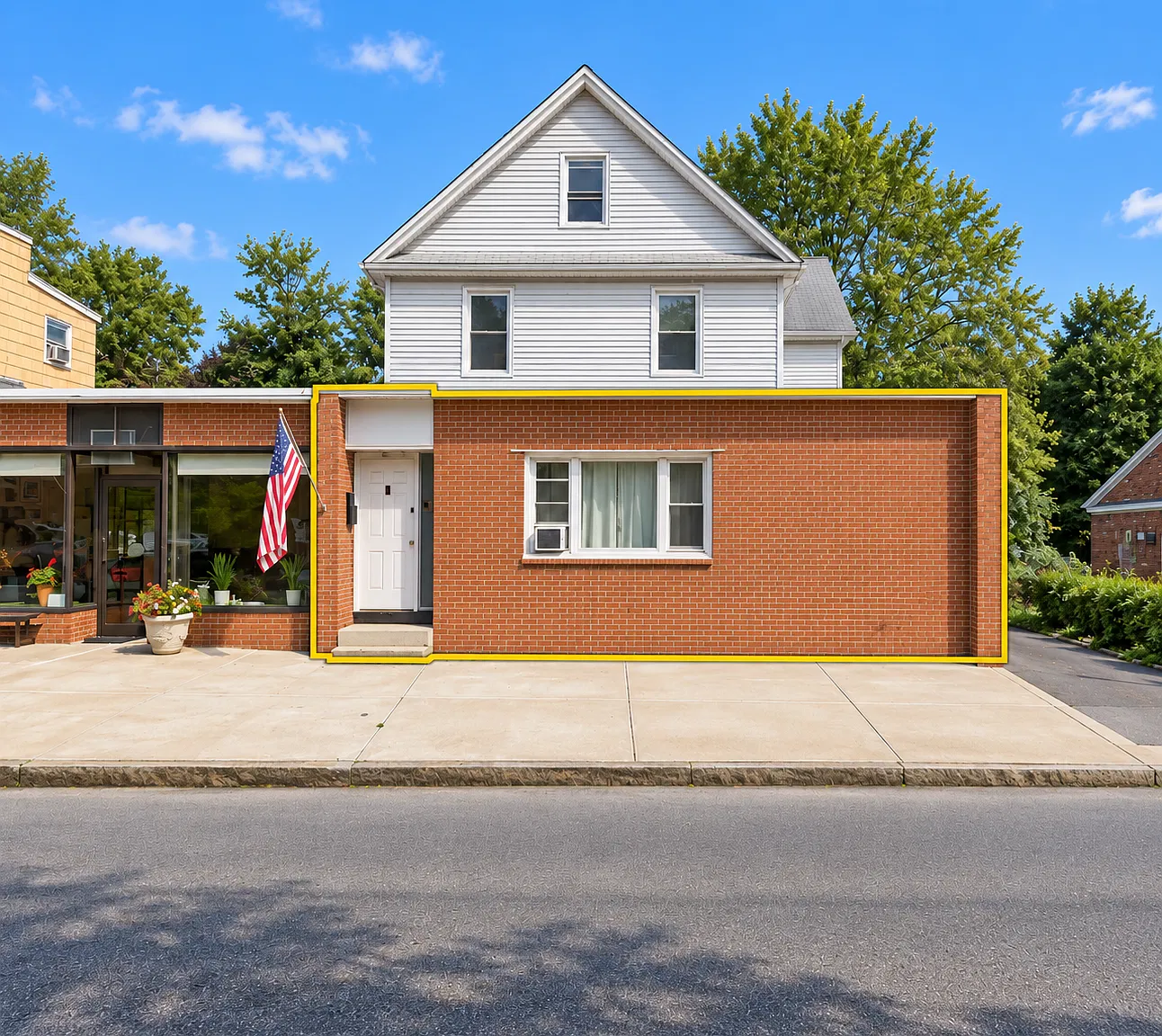 2 bed, 730 sqft, $2,600 — Photo 1