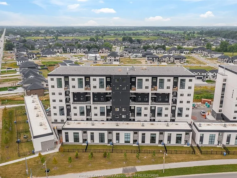 4400 Laurier Pkwy #472 — Photo 3