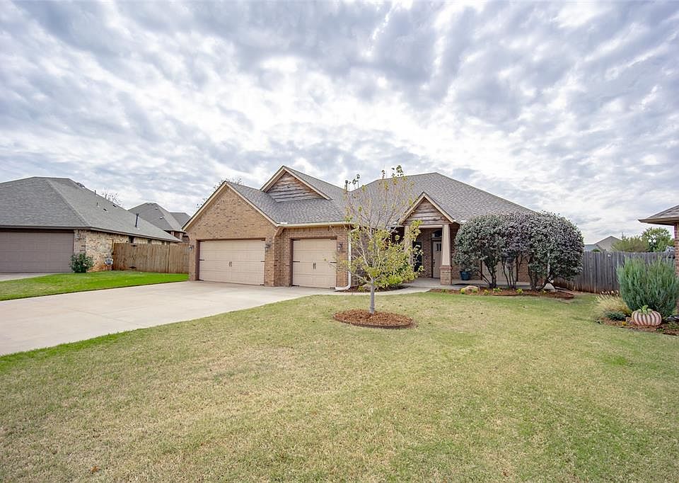 1st image of 19501 Brookshire Ct