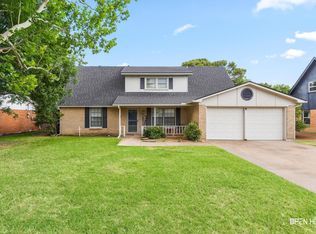 711 W Rebecca Ave, Iowa Park, TX 76367