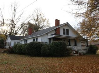 810 E Main St, Westminster, SC 29693