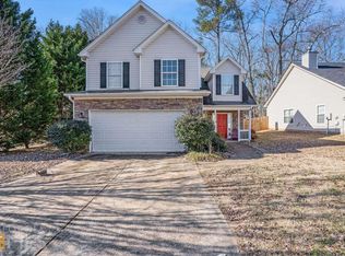 1569 Queen Elizabeth Dr, Locust Grove, GA 30248