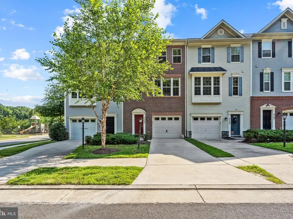 4703 Potomac Highlands Cir, Triangle, VA 22172