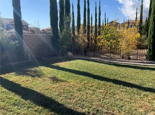 18245 Evening Primrose Ln, San Bernardino, CA 92407