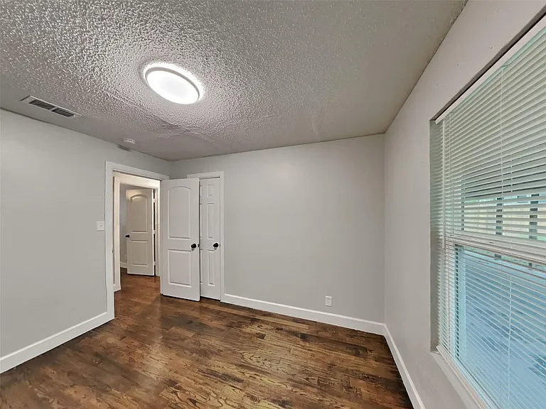 2445 McAdoo Ln — Photo 13