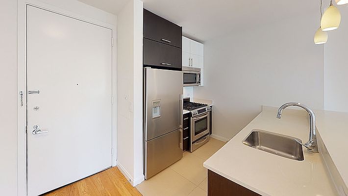 1st image of 795 Columbus Ave APT 5D